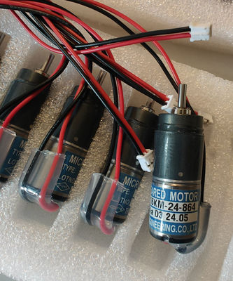 16MM TE16KM-24-864 アキヤマギア付きモーター DC24V